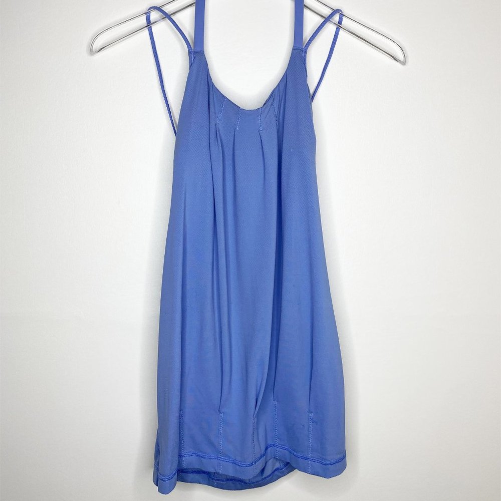 Lululemon Athletica Workout Top with Built-In Bra - Picture 2 of 4